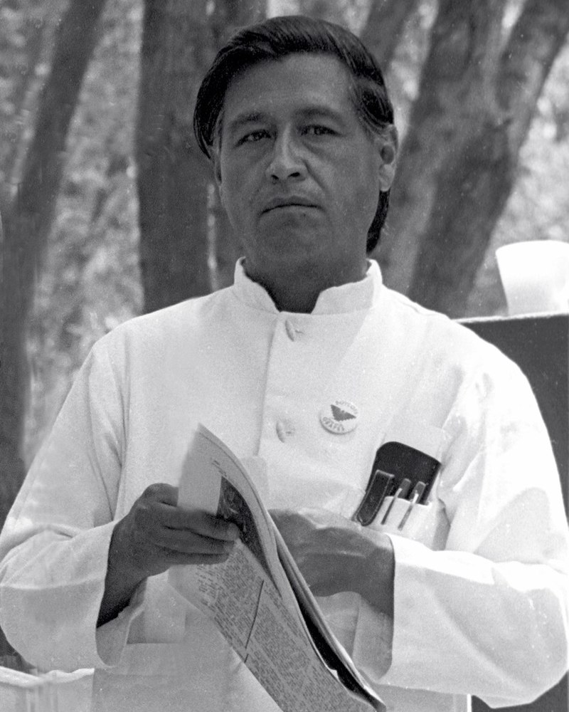 800px Cesar chavez crop2