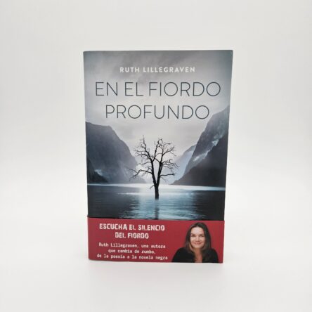 En el Fiordo Profundo (Paperback)