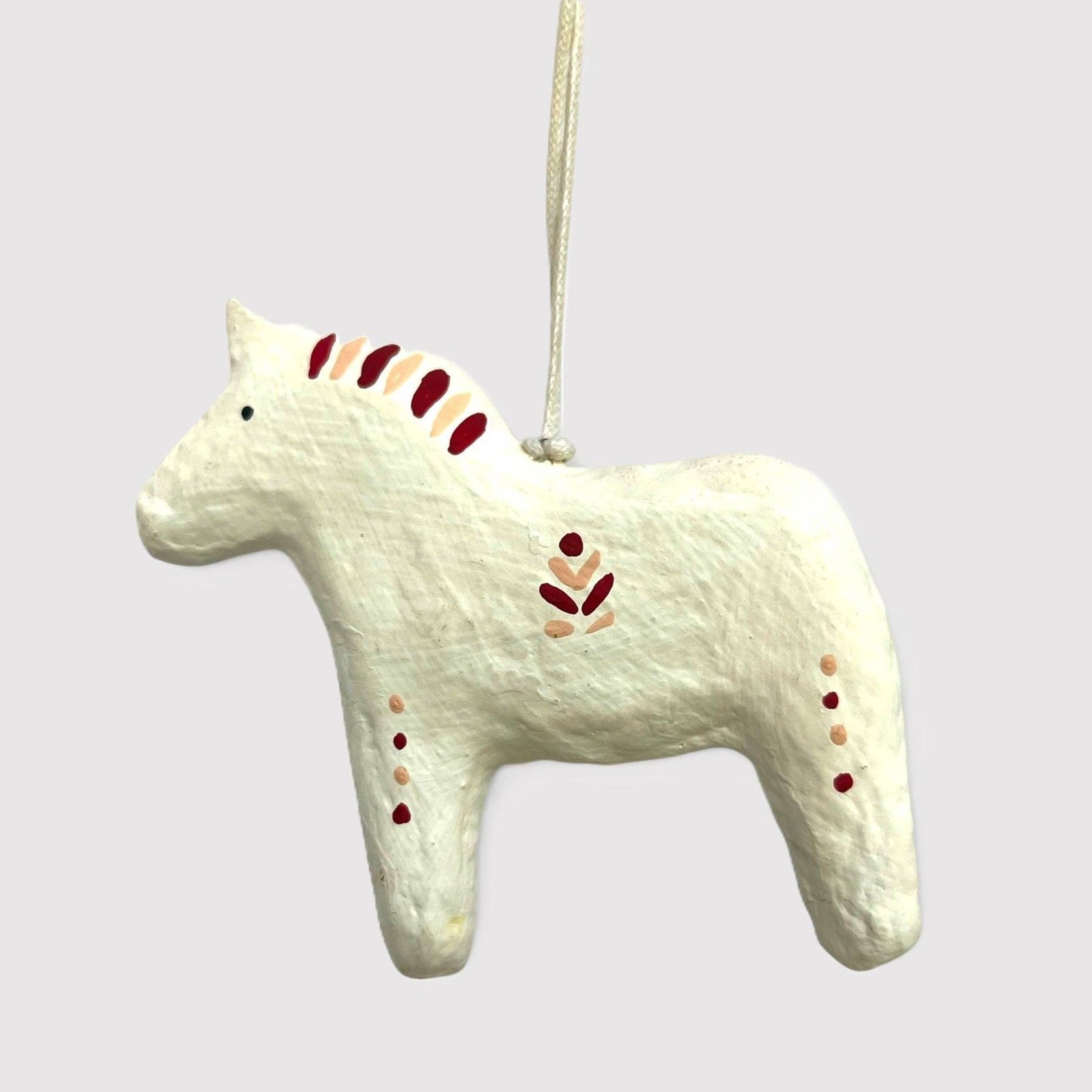 Dala horse w/ red pattern