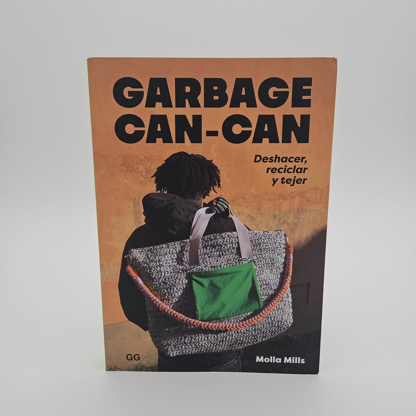 Basura Can-Can: Deshacer, Reciclar y Tejer
